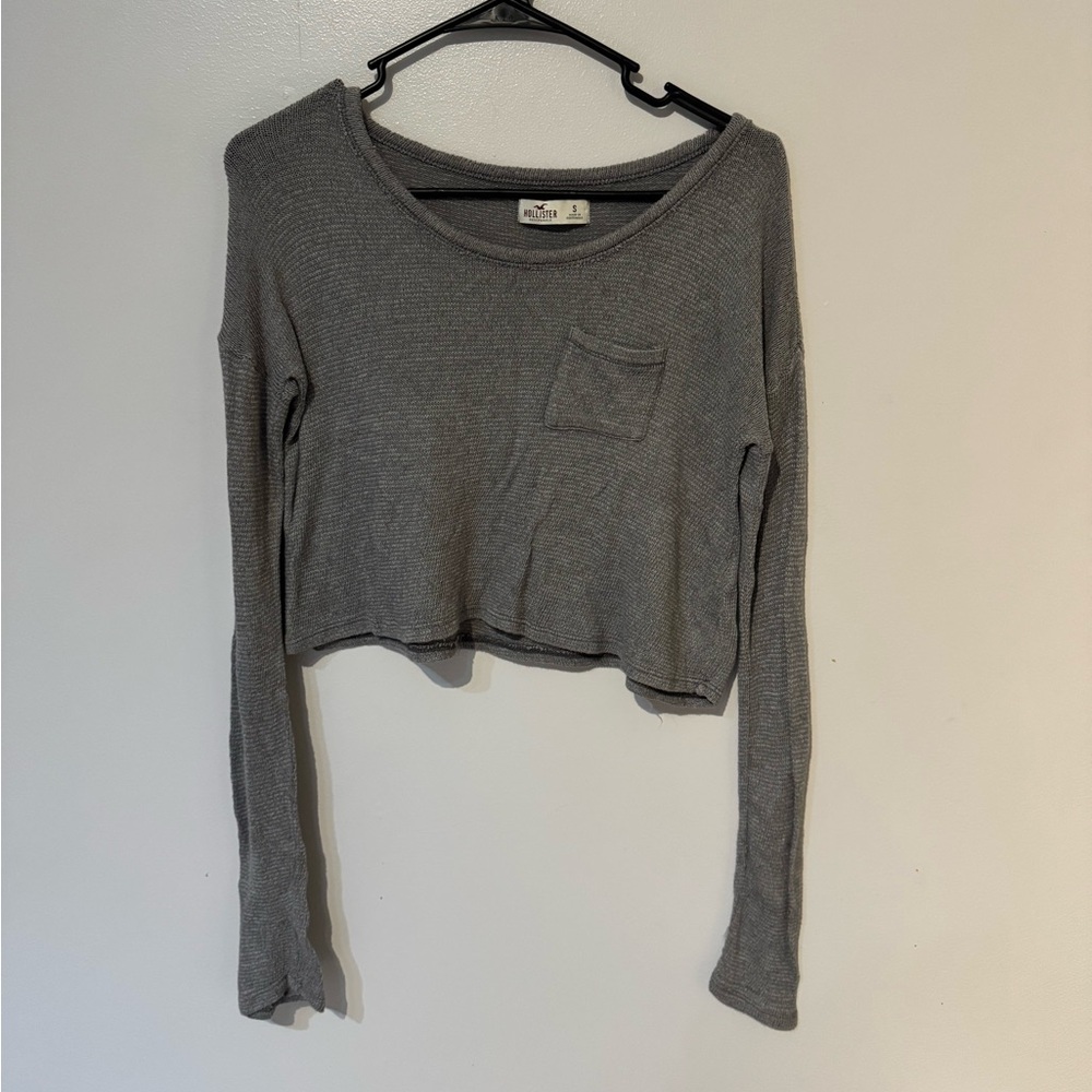 Hollister Charcoal Long Sleeve Crop Top
